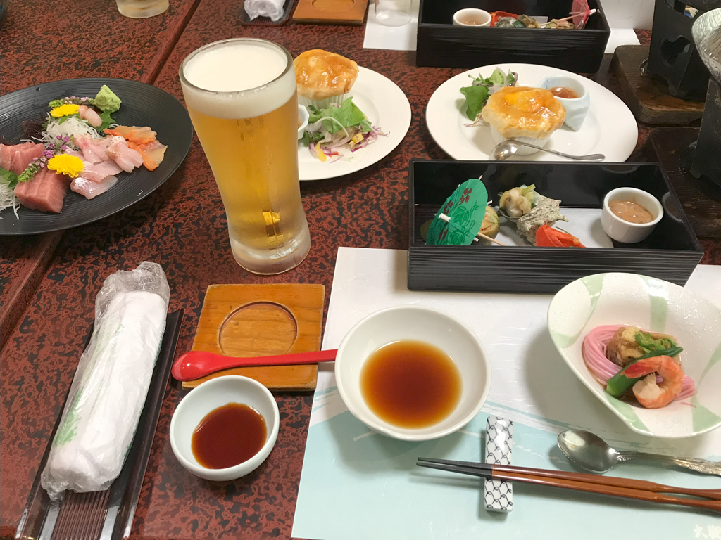 新潟県村上市瀬波温泉「大観荘せなみの湯」夕食